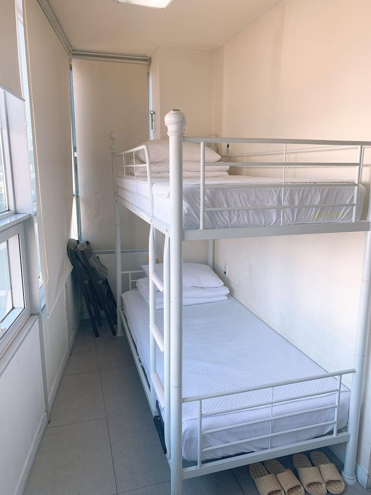 24 Guesthouse Kyunghee University 首爾 外观 照片
