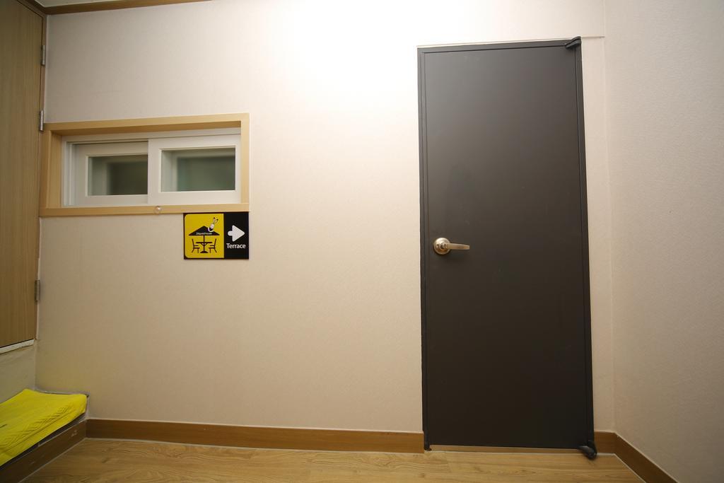 24 Guesthouse Kyunghee University 首爾 外观 照片