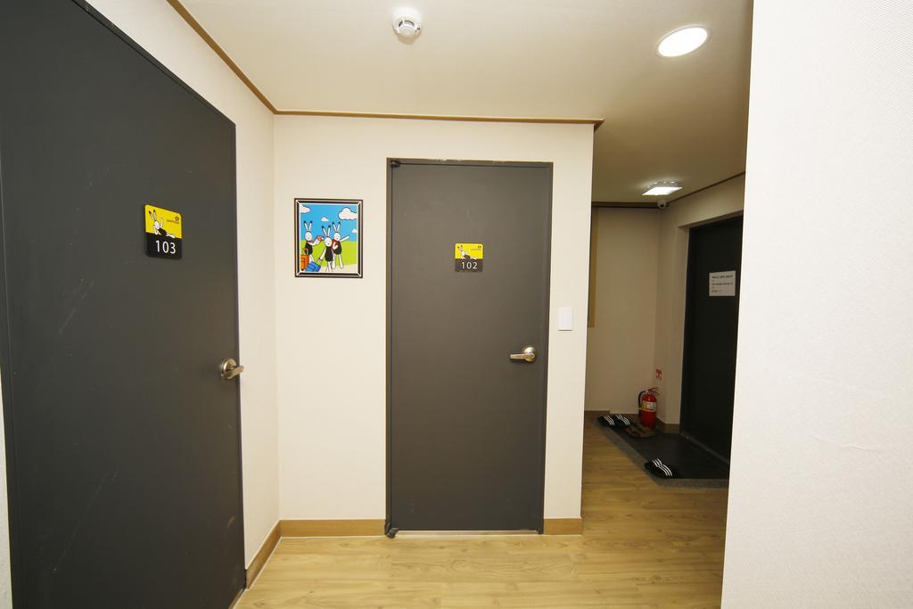 24 Guesthouse Kyunghee University 首爾 外观 照片